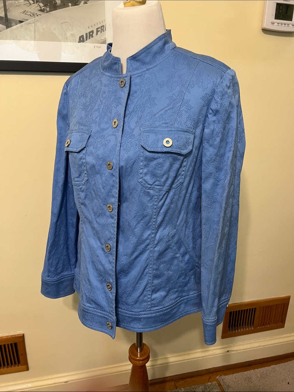 Women's Light Blue Jacquard Stand-Collar Jean Jacket